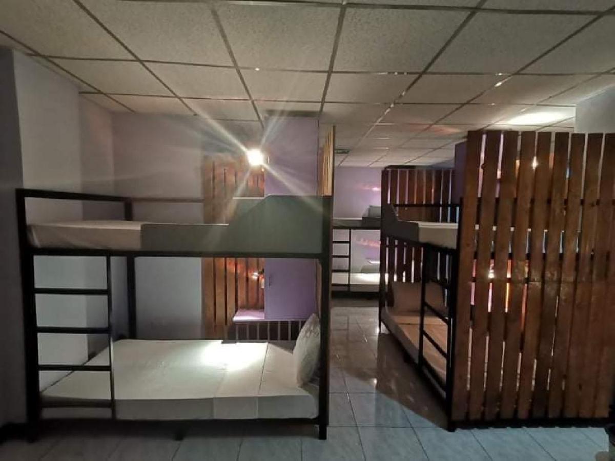 Manila Nomads Hostel Ngoại thất bức ảnh