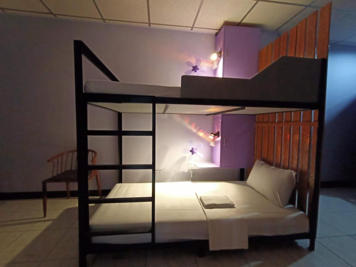 Manila Nomads Hostel Ngoại thất bức ảnh